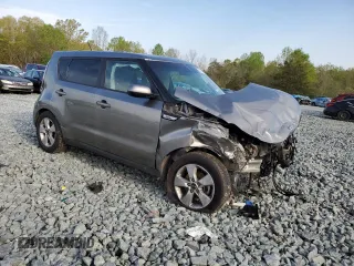 2019 Kia Soul z VIN KNDJN2A22K7637757, wystawiony jako Copart lot #52744765 z przebiegiem Nie podano mil oraz Czysty tytuł • Clean title. Historia ofert i sprzedaży dostępna na DreamBid. Obrazek 4.