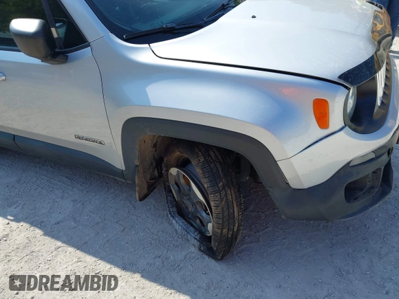 2018 Jeep Renegade Sport with VIN ZACCJBAB2JPH43339, listed as a IAAI auction lot 42571383 with 92,105 mi miles and . Bid and sale history available at DreamBid. Image 6.