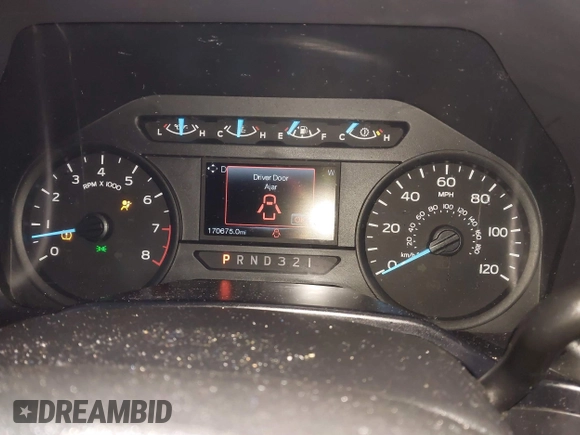 2015 Ford F-150 XL with VIN 1FTEX1C84FKF19753, listed as a IAAI auction lot 41561147 with 170,675 mi miles. Bid and sale history available at carsss.com. Image 7.