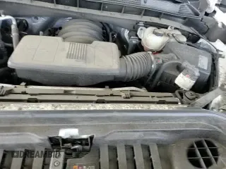 2020 GMC Sierra 1500 with VIN 1GTR8AEFXLZ322082, listed as a Copart auction lot 46346745 with 95,920 mi miles and Salvage title. Bid and sale history available at DreamBid. Image 13.