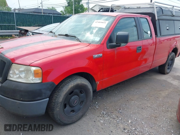 2005 Ford F-150 XL with VIN 1FTVX12565NB81924, listed as a IAAI auction lot 42489855 with 943,574 mi miles and . Bid and sale history available at DreamBid. Image 2.