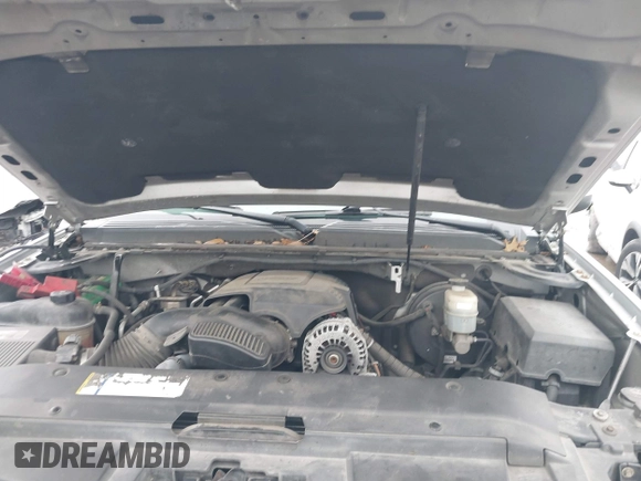 2011 Chevrolet Suburban LS with VIN 1GNSCHE06BR188407, listed as a IAAI auction lot 41453215 with 232,667 mi miles. Bid and sale history available at carsss.com. Image 10.