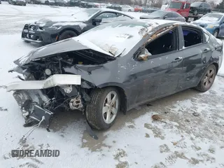 2016 Dodge Dart SXT z VIN 1C3CDFBB3GD661032, wystawiony jako IAAI lot #41613204 z przebiegiem Nie podano mil oraz . Historia ofert i sprzedaży dostępna na DreamBid. Obrazek 2.