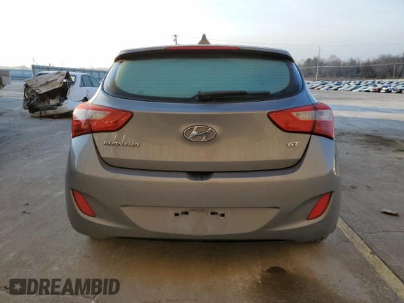 2013 Hyundai Elantra GT with VIN KMHD35LE0DU133557, listed as a Copart auction lot 82299033 with 82,138 mi miles and Salvage Title. Bid and sale history available at carsss.com. Image 6.