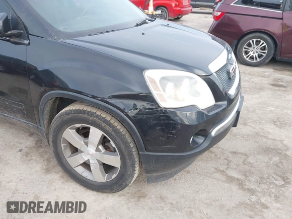 2012 GMC Acadia SLT1 with VIN 1GKKVRED4CJ193024, listed as a IAAI auction lot 41643244 with 185,726 mi miles. Bid and sale history available at carsss.com. Image 6.