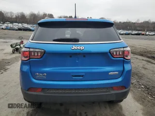2018 Jeep Compass Latitude with VIN 3C4NJDBB9JT342849, listed as a Copart auction lot 52559935 with 81,241 mi miles and Salvage Title. Bid and sale history available at DreamBid. Image 6.