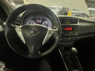 2017 Nissan Sentra SV with VIN 3N1AB7AP2HY304230, listed as a Copart auction lot 50472235 with 168,760 mi miles and Clean title. Bid and sale history available at DreamBid. Image 9.
