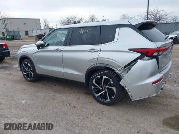 2023 Mitsubishi Outlander SE z VIN JA4J4UA84PZ056012, wystawiony jako IAAI lot #41858225 z przebiegiem 46 808 mil mil oraz . Historia ofert i sprzedaży dostępna na DreamBid. Obrazek 3.