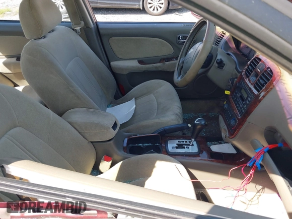 2003 Hyundai Sonata GLS with VIN KMHWF35H23A849193, listed as a IAAI auction lot 42023187 with 58,300 mi miles. Bid and sale history available at carsss.com. Image 5.