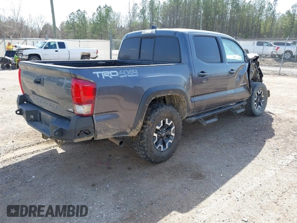 2016 Toyota Tacoma SR with VIN 5TFCZ5AN5GX010227, listed as a IAAI auction lot 41792719 with 228,070 mi miles. Bid and sale history available at carsss.com. Image 4.