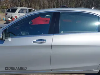 2018 Mercedes-Benz S 560 with VIN WDDUG8DB6JA421486, listed as a IAAI auction lot 41784582 with 21,379 mi miles and . Bid and sale history available at carsss.com. Image 13.