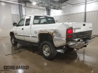 1999 Dodge Ram 2500 with VIN 1B7KF23W2XJ512012, listed as a Copart auction lot 77487064 with 151,465 mi miles and Clean Title. Bid and sale history available at carsss.com. Image 2.