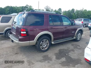 2006 Ford Explorer Eddie Bauer z VIN 1FMEU74E96UA01766, wystawiony jako IAAI lot #42624663 z przebiegiem 145 942 mil mil oraz . Historia ofert i sprzedaży dostępna na DreamBid. Obrazek 4.