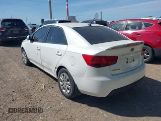 2012 Kia Forte EX with VIN KNAFU4A23C5522471, listed as a IAAI auction lot 42139432 with 176,205 mi miles. Bid and sale history available at carsss.com. Image 3.