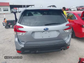 2023 Subaru Forester Premium с VIN JF2SKAEC9PH445216, выставлен на аукционе IAAI как лот 41887616 с пробегом 12 479 миль миль и . История ставок и продаж доступна на DreamBid. Изображение 16.