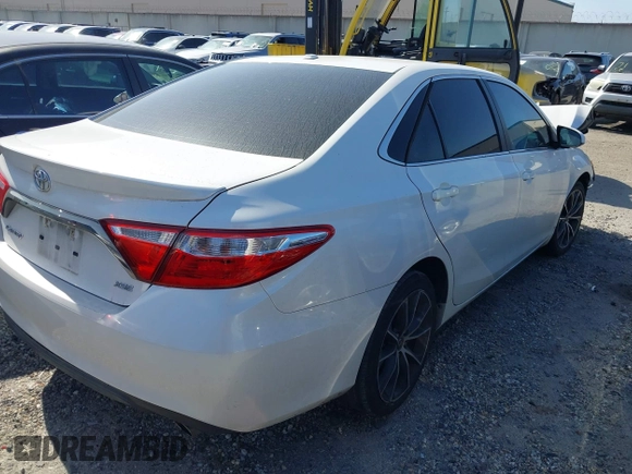 2015 Toyota Camry XLE with VIN 4T1BF1FK3FU913743, listed as a IAAI auction lot 42066972 with 136,917 mi miles and . Bid and sale history available at DreamBid. Image 4.