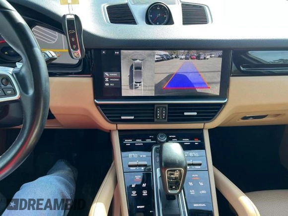 2019 Porsche Cayenne with VIN WP1AA2AY3KDA11036, listed as a Copart auction lot 55019565 with 129,678 mi miles and Clean Title. Bid and sale history available at DreamBid. Image 9.
