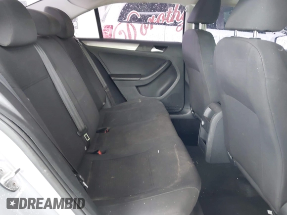 2016 Volkswagen Jetta Sedan 1.4T SE with VIN 3VWD67AJ2GM252658, listed as a IAAI auction lot 41757319 with 147,483 mi miles. Bid and sale history available at carsss.com. Image 8.