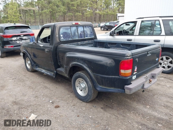 1997 Ford Ranger XLT with VIN 1FTCR10A8VPA39158, listed as a IAAI auction lot 41909857 with 190,404 mi miles. Bid and sale history available at carsss.com. Image 3.