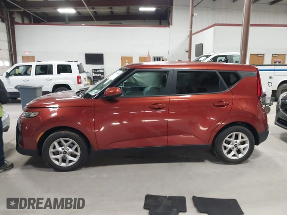 2022 Kia Soul X-Line with VIN KNDJ23AU8N7814087, listed as a IAAI auction lot 41979098 with 27,411 mi miles and . Bid and sale history available at DreamBid. Image 14.