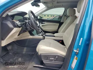 2019 Audi e-tron Prestige с VIN WA1VABGE1KB011946, выставлен на аукционе Copart как лот 56902655 с пробегом 43 898 миль миль и Списание • Salvage title. История ставок и продаж доступна на DreamBid. Изображение 7.
