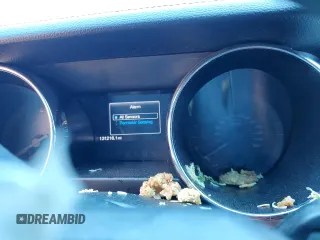 2016 Ford Mustang GT Premium с VIN 1FATP8FF4G5332450, выставлен на аукционе Copart как лот 53137135 с пробегом 131 216 миль миль и Списание • Salvage title. История ставок и продаж доступна на DreamBid. Изображение 9.