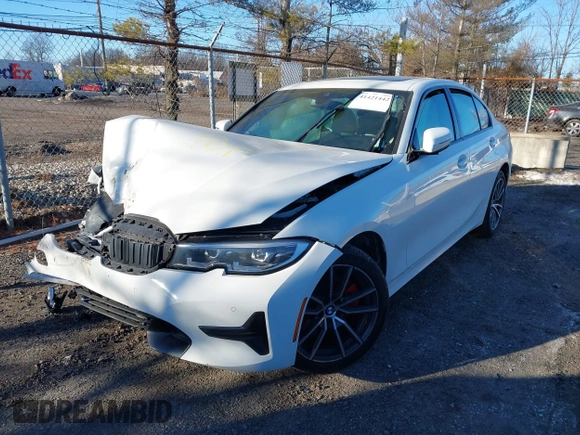 2020 BMW 3 Series 330i xDrive with VIN 3MW5R7J00L8B34288, listed as a IAAI auction lot 41421442 with 43,930 mi miles. Bid and sale history available at carsss.com. Image 17.