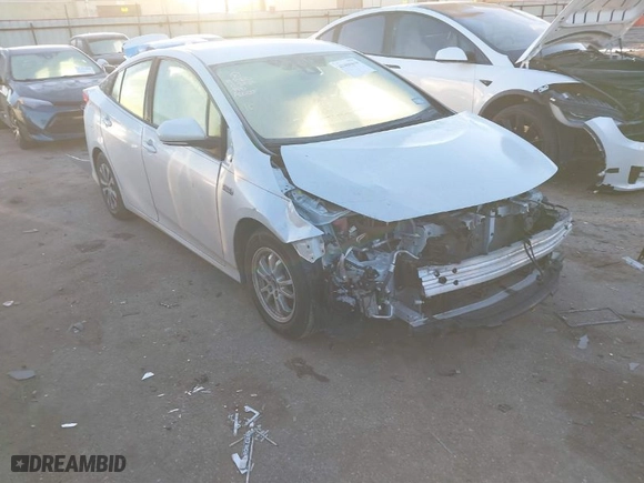 2021 Toyota Prius Prime LE with VIN JTDKAMFP2M3177445, listed as a IAAI auction lot 41408418 with 44,975 mi miles. Bid and sale history available at carsss.com. Image 1.