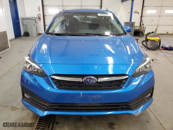 2022 Subaru Impreza Premium with VIN 4S3GTAV6XN3716242, listed as a Copart auction lot 42440035 with 0 mi miles and Salvage Title. Bid and sale history available at carsss.com. Image 5.