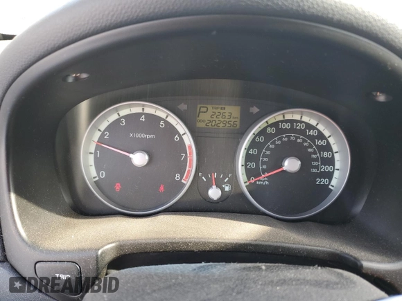 2009 Hyundai Accent Man L with VIN KMHCN35C79U129681, listed as a Copart auction lot 88774595 with 202,956 mi miles and Salvage Title. Bid and sale history available at carsss.com. Image 9.