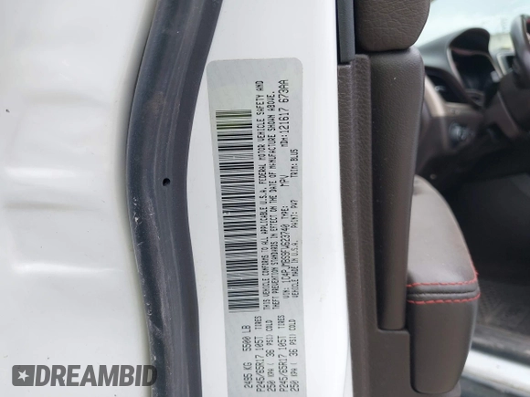 2015 Jeep Cherokee Trailhawk with VIN 1C4PJMBS9FW623740, listed as a IAAI auction lot 42131019 with 155,105 mi miles and . Bid and sale history available at DreamBid. Image 9.