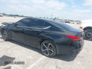 2024 Nissan Altima SR z VIN 1N4BL4CV8RN312278, wystawiony jako IAAI lot #42096194 z przebiegiem 20 256 mil mil oraz . Historia ofert i sprzedaży dostępna na DreamBid. Obrazek 3.