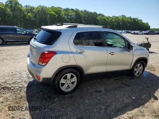 2020 Chevrolet Trax LT with VIN KL7CJLSB9LB017914, listed as a Copart auction lot 57464535 with 110,982 mi miles and Salvage title. Bid and sale history available at DreamBid. Image 3.