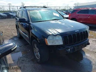 2007 Jeep Grand Cherokee Laredo with VIN 1J8GR48K57C519919, listed as a IAAI auction lot 42016344 with 190,132 mi miles. Bid and sale history available at carsss.com. Image 1.