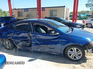 2020 Hyundai Elantra Value Edition z VIN 5NPD84LFXLH612750, wystawiony jako IAAI lot #41674279 z przebiegiem 88 179 mil mil oraz . Historia ofert i sprzedaży dostępna na DreamBid. Obrazek 14.