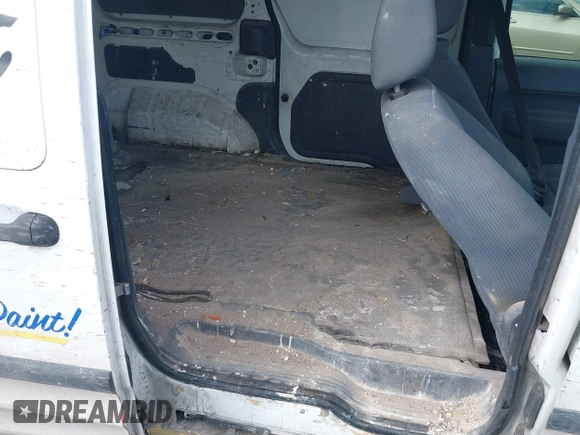 2013 Ford Transit Connect XL with VIN NM0LS7CNXDT140453, listed as a IAAI auction lot 41519693 with 181,701 mi miles and . Bid and sale history available at DreamBid. Image 8.