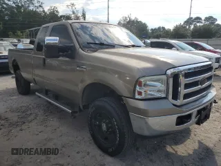 2006 Ford Super Duty F-250 XL with VIN 1FTSX21536ED26154, listed as a Copart auction lot 73336954 with 140,752 mi miles and Salvage Title. Bid and sale history available at carsss.com. Image 4.