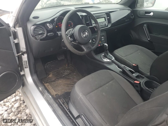 2013 Volkswagen Beetle Coupe 2.5L Entry with VIN 3VWFX7AT7DM604054, listed as a Copart auction lot 83731314 with 154,202 mi miles and Clean Title. Bid and sale history available at carsss.com. Image 8.