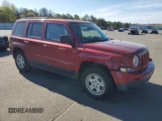 2015 Jeep Patriot Sport z VIN 1C4NJPBB8FD429589, wystawiony jako Copart lot #53992245 z przebiegiem 99 631 mil mil oraz Czysty tytuł • Clean title. Historia ofert i sprzedaży dostępna na DreamBid. Obrazek 4.
