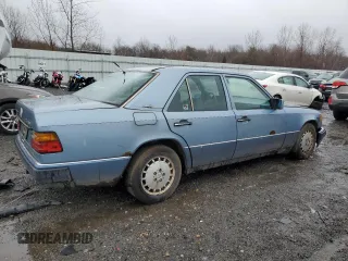 1990 Mercedes-Benz 300 with VIN WDBEB28D9LB167760, listed as a Copart auction lot 50052815 with 310,217 mi miles and Clean Title. Bid and sale history available at DreamBid. Image 3.