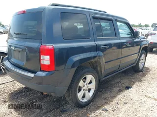 2014 Jeep Patriot Sport z VIN 1C4NJRBB0ED731291, wystawiony jako IAAI lot #42235359 z przebiegiem 119 271 mil mil oraz . Historia ofert i sprzedaży dostępna na DreamBid. Obrazek 4.