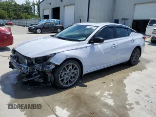 2024 Nissan Altima SR with VIN 1N4AL4CV6RN362026, listed as a Copart auction lot 61368855 with 25,569 mi miles and Salvage title. Bid and sale history available at DreamBid. Image 1.