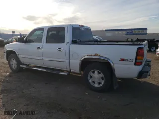 2006 GMC Sierra 1500 SLT with VIN 2GTEK13Z361254847, listed as a Copart auction lot 83650964 with 267,286 mi miles and Clean Title. Bid and sale history available at carsss.com. Image 2.