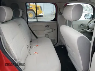 2011 Nissan Cube S z VIN JN8AZ2KR4BT203559, wystawiony jako Copart lot #53323125 z przebiegiem 118 420 mil mil oraz Szkody całkowita. Historia ofert i sprzedaży dostępna na DreamBid. Obrazek 10.