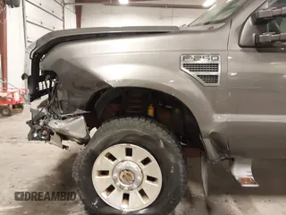 2008 Ford F-250 XL с VIN 1FTSX21568EC86400, выставлен на аукционе IAAI как лот 41674850 с пробегом 104 355 миль миль и . История ставок и продаж доступна на DreamBid. Изображение 21.