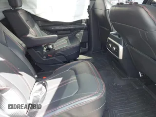 2024 Ford Expedition Max Limited с VIN 1FMJK2A8XREA38670, выставлен на аукционе IAAI как лот 42479200 с пробегом 9 635 миль миль и . История ставок и продаж доступна на DreamBid. Изображение 8.