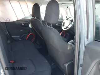 2018 Jeep Renegade Sport with VIN ZACCJBAB7JPH26262, listed as a IAAI auction lot 41594450 with 83,822 mi miles. Bid and sale history available at carsss.com. Image 8.