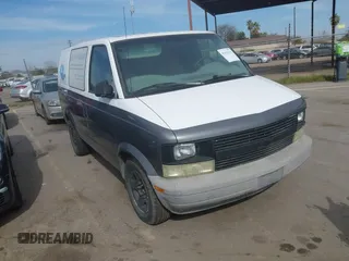 2004 Chevrolet Astro Cargo Van with VIN 1GCDM19X74B109660, listed as a IAAI auction lot 41616125 with 228,646 mi miles. Bid and sale history available at carsss.com. Image 1.