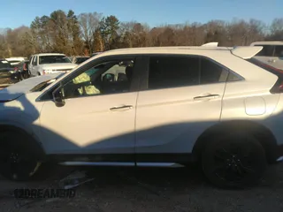 2022 Mitsubishi Eclipse Cross LE z VIN JA4ASVAA4NZ028416, wystawiony jako IAAI lot #41247694 z przebiegiem 48 247 mil mil oraz . Historia ofert i sprzedaży dostępna na DreamBid. Obrazek 15.