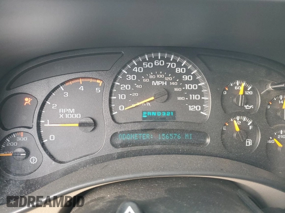 2005 GMC Sierra 2500HD SLT z VIN 1GTHK23215F919161, wystawiony jako Copart lot #89206725 z przebiegiem 156 576 mil mil oraz Szkoda całkowita • Salvage title. Historia ofert i sprzedaży dostępna na DreamBid. Obrazek 9.